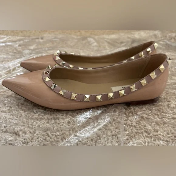 Kaitlyn Pan rockstud flats, poudre color, size 5.5 - Picture 4 of 8